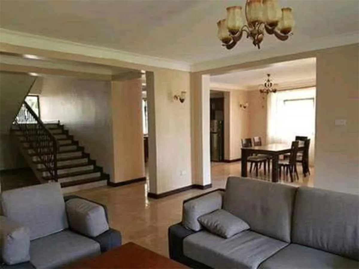 Go Around Kampala All Day To Return To Your Wonderful Apartment 0*,  우간다
